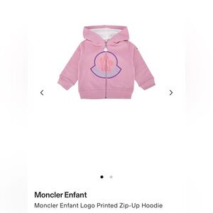 Moncler Enfant
Moncler Enfant Logo Printed Zip-Up Hoodie